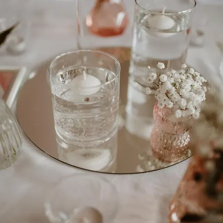 霍尔尼普拉姆酒店 2*