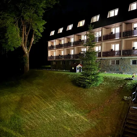 Hotell Horni Pramen Špindlerŭv Mlýn