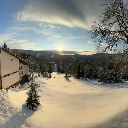 Horni Pramen Hotell Špindlerŭv Mlýn