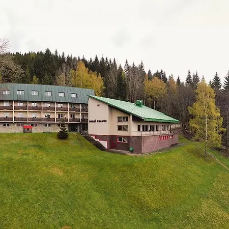 Hotell Horni Pramen 2*